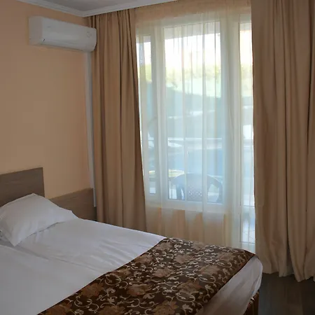 Апартхотел ориндж 4*